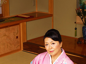 初撮り還暦熟女　大増量スペシャル　480分　サンプル画像01